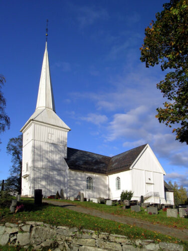 Hovin kirke er Ullensaker kommunes eldste kirke og ligger sentralt i Hovingrenda. Det er en tømret korskirke som ble innviet i 1695. Kirken er en del av Den norske kirke og hører til Øvre Romerike prosti i Borg bispedømme.